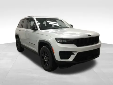 Another view of 2024 Jeep Grand Cherokee Altitude X for sale in Abrams, WI at Gregg Young Abrams Chrysler Dodge Jeep Ram