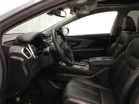 More photos of 2023 Nissan Murano SL at Gregg Young Abrams Chrysler Dodge Jeep Ram, WI