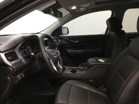 More photos of 2023 GMC Acadia SLT at Gregg Young Abrams Chrysler Dodge Jeep Ram, WI
