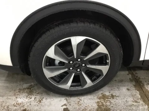 More photos of 2024 Ford Escape Platinum at Gregg Young Abrams Chrysler Dodge Jeep Ram, WI