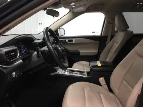 More photos of 2020 Ford Explorer XLT at Gregg Young Abrams Chrysler Dodge Jeep Ram, WI