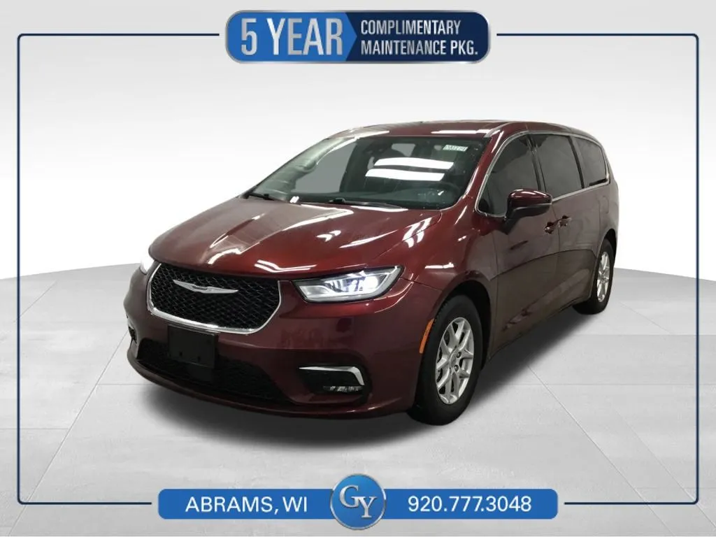 2023 Chrysler Pacifica Touring L for sale in Abrams, WI