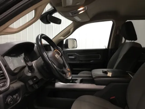 More photos of 2019 Ram 2500 Big Horn at Gregg Young Abrams Chrysler Dodge Jeep Ram, WI