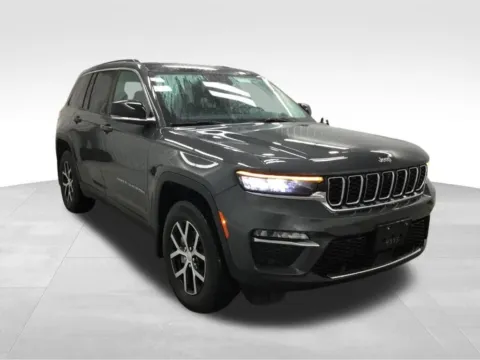 Another view of 2023 Jeep Grand Cherokee Limited for sale in Abrams, WI at Gregg Young Abrams Chrysler Dodge Jeep Ram