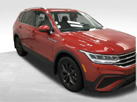 More photos of 2024 Volkswagen Tiguan 2.0T SE at Gregg Young Abrams Chrysler Dodge Jeep Ram, WI