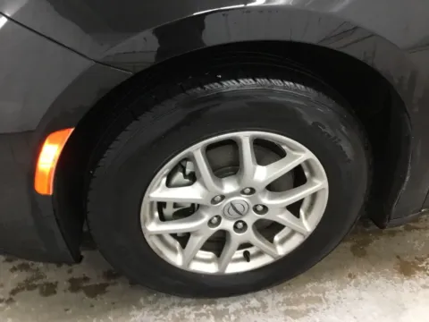 More photos of 2024 Chrysler Pacifica Touring L at Gregg Young Abrams Chrysler Dodge Jeep Ram, WI