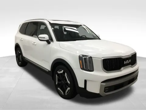 Another view of 2023 Kia Telluride EX X-Line for sale in Abrams, WI at Gregg Young Abrams Chrysler Dodge Jeep Ram