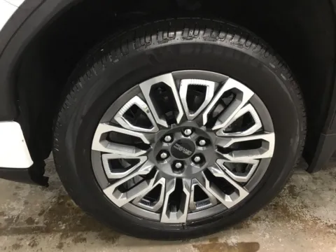 More photos of 2023 GMC Sierra 1500 Denali Ultimate at Gregg Young Abrams Chrysler Dodge Jeep Ram, WI