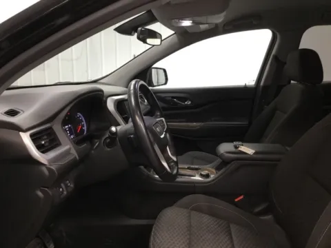 More photos of 2017 GMC Acadia SLE-2 at Gregg Young Abrams Chrysler Dodge Jeep Ram, WI