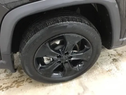 More photos of 2020 Jeep Compass Altitude at Gregg Young Abrams Chrysler Dodge Jeep Ram, WI