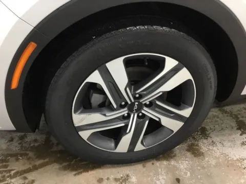 More photos of 2023 Kia Sorento Plug-In Hybrid SX Prestige at Gregg Young Abrams Chrysler Dodge Jeep Ram, WI