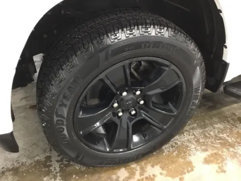 More photos of 2022 Ram 1500 Big Horn/Lone Star at Gregg Young Abrams Chrysler Dodge Jeep Ram, WI