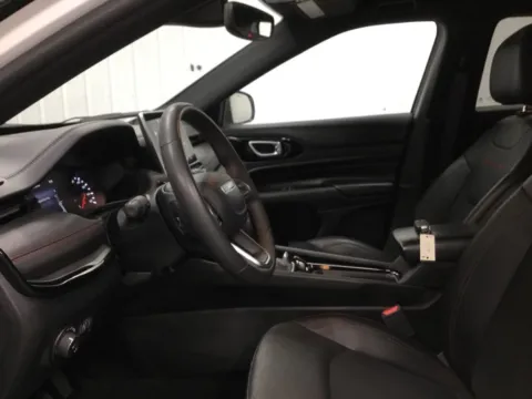 More photos of 2024 Jeep Compass Trailhawk at Gregg Young Abrams Chrysler Dodge Jeep Ram, WI