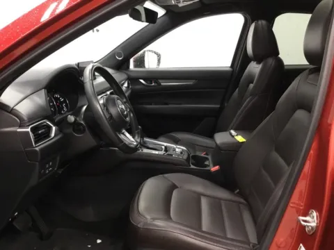 More photos of 2019 Mazda CX-5 Signature at Gregg Young Abrams Chrysler Dodge Jeep Ram, WI