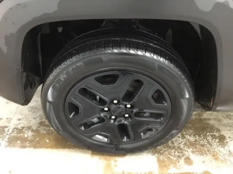 More photos of 2019 Jeep Renegade Sport at Gregg Young Abrams Chrysler Dodge Jeep Ram, WI