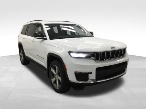 Another view of 2021 Jeep Grand Cherokee L Limited for sale in Abrams, WI at Gregg Young Abrams Chrysler Dodge Jeep Ram