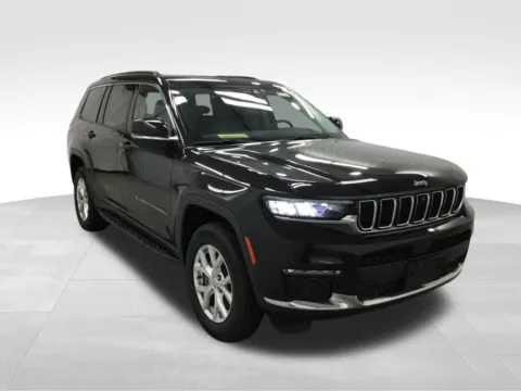 Another view of 2022 Jeep Grand Cherokee L Limited for sale in Abrams, WI at Gregg Young Abrams Chrysler Dodge Jeep Ram