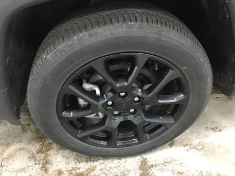 More photos of 2022 Jeep Compass Altitude at Gregg Young Abrams Chrysler Dodge Jeep Ram, WI