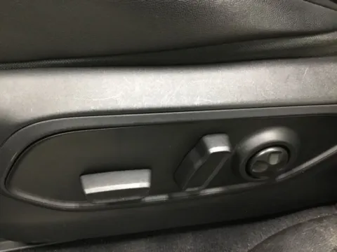 More photos of 2023 Jeep Grand Cherokee Altitude X at Gregg Young Abrams Chrysler Dodge Jeep Ram, WI