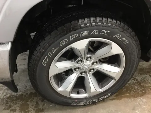 More photos of 2022 Ram 1500 Limited at Gregg Young Abrams Chrysler Dodge Jeep Ram, WI