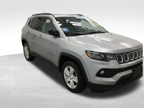 More photos of 2022 Jeep Compass Latitude at Gregg Young Abrams Chrysler Dodge Jeep Ram, WI