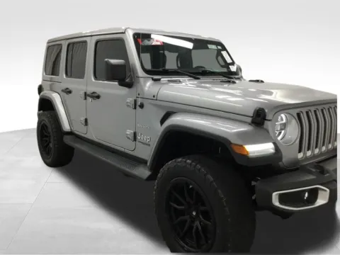 More photos of 2020 Jeep Wrangler Unlimited Sahara at Gregg Young Abrams Chrysler Dodge Jeep Ram, WI