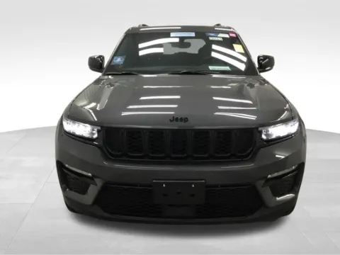 Another view of 2024 Jeep Grand Cherokee Limited for sale in Abrams, WI at Gregg Young Abrams Chrysler Dodge Jeep Ram