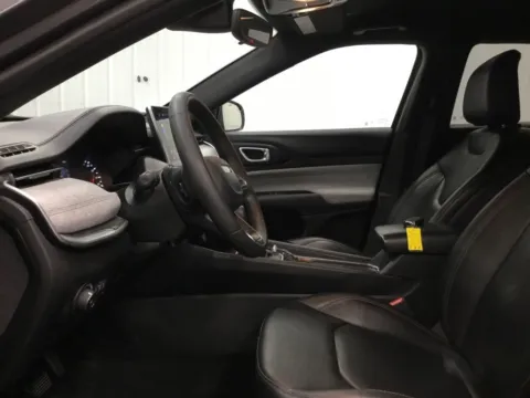 More photos of 2024 Jeep Compass Latitude Lux at Gregg Young Abrams Chrysler Dodge Jeep Ram, WI