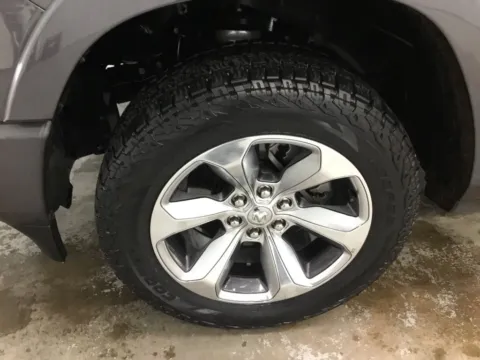 More photos of 2022 Ram 1500 Limited at Gregg Young Abrams Chrysler Dodge Jeep Ram, WI