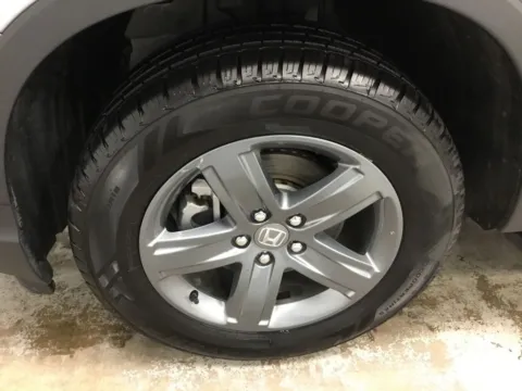 Another view of 2023 Honda Ridgeline RTL-E for sale in Abrams, WI at Gregg Young Abrams Chrysler Dodge Jeep Ram