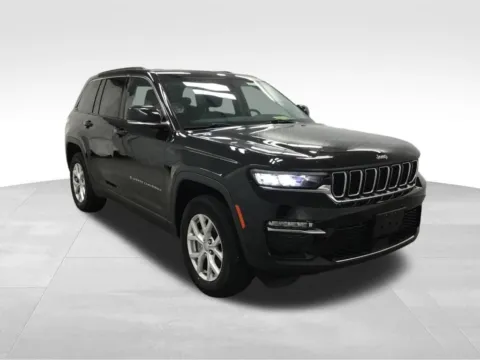 Another view of 2022 Jeep Grand Cherokee Limited for sale in Abrams, WI at Gregg Young Abrams Chrysler Dodge Jeep Ram