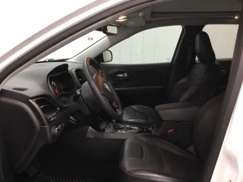 More photos of 2023 Jeep Cherokee Trailhawk at Gregg Young Abrams Chrysler Dodge Jeep Ram, WI