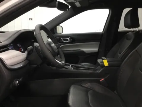 More photos of 2023 Jeep Compass Limited at Gregg Young Abrams Chrysler Dodge Jeep Ram, WI