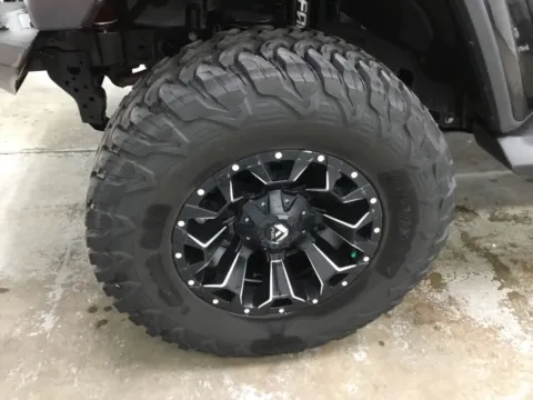More photos of 2019 Jeep Wrangler Unlimited Sahara at Gregg Young Abrams Chrysler Dodge Jeep Ram, WI