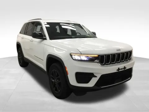 Another view of 2025 Jeep Grand Cherokee Laredo X for sale in Abrams, WI at Gregg Young Abrams Chrysler Dodge Jeep Ram