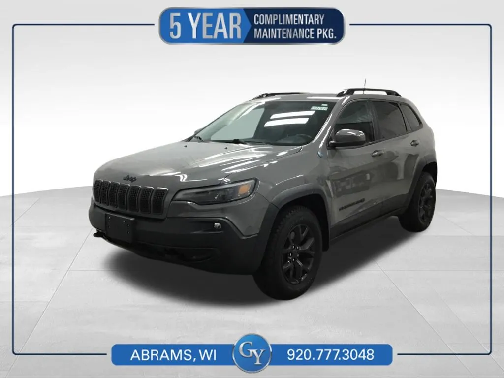 Gray 2019 Jeep Cherokee Latitude for sale in Abrams, WI