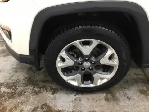 More photos of 2019 Jeep Compass Limited at Gregg Young Abrams Chrysler Dodge Jeep Ram, WI