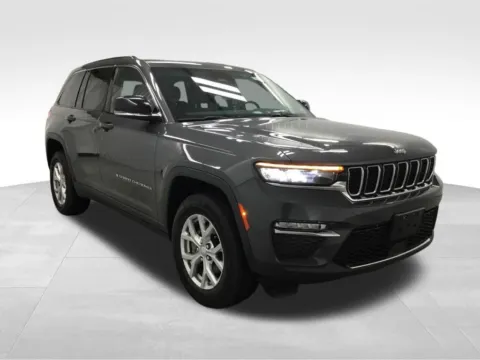 Another view of 2022 Jeep Grand Cherokee Limited for sale in Abrams, WI at Gregg Young Abrams Chrysler Dodge Jeep Ram