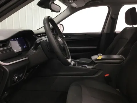 More photos of 2023 Jeep Grand Cherokee Laredo at Gregg Young Abrams Chrysler Dodge Jeep Ram, WI