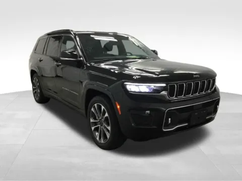 Another view of 2023 Jeep Grand Cherokee L Overland for sale in Abrams, WI at Gregg Young Abrams Chrysler Dodge Jeep Ram
