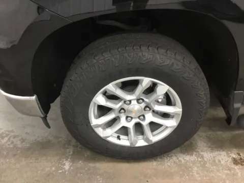 More photos of 2022 Chevrolet Silverado 1500 LT at Gregg Young Abrams Chrysler Dodge Jeep Ram, WI