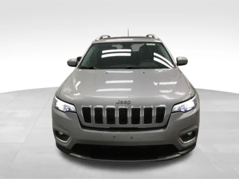 Another view of 2019 Jeep Cherokee Limited for sale in Abrams, WI at Gregg Young Abrams Chrysler Dodge Jeep Ram