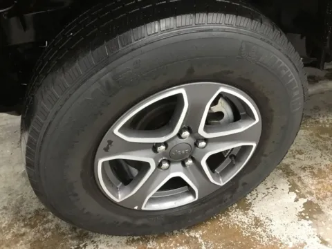 More photos of 2022 Jeep Wrangler Unlimited Sport S at Gregg Young Abrams Chrysler Dodge Jeep Ram, WI