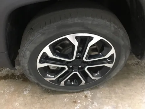 More photos of 2024 Jeep Compass Limited at Gregg Young Abrams Chrysler Dodge Jeep Ram, WI