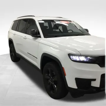 Another view of 2023 Jeep Grand Cherokee L Altitude for sale in Abrams, WI at Gregg Young Abrams Chrysler Dodge Jeep Ram