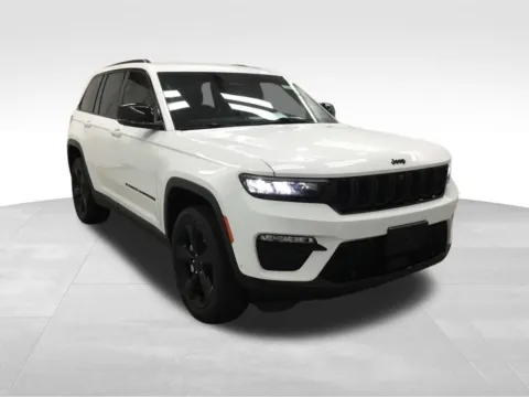 Another view of 2023 Jeep Grand Cherokee Limited for sale in Abrams, WI at Gregg Young Abrams Chrysler Dodge Jeep Ram