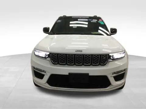 Another view of 2023 Jeep Grand Cherokee Summit for sale in Abrams, WI at Gregg Young Abrams Chrysler Dodge Jeep Ram