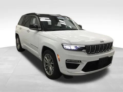 More photos of 2023 Jeep Grand Cherokee Summit at Gregg Young Abrams Chrysler Dodge Jeep Ram, WI