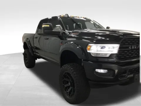 More photos of 2023 Ram 2500 Big Horn at Gregg Young Abrams Chrysler Dodge Jeep Ram, WI