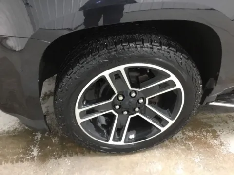 More photos of 2020 GMC Yukon XL Denali at Gregg Young Abrams Chrysler Dodge Jeep Ram, WI